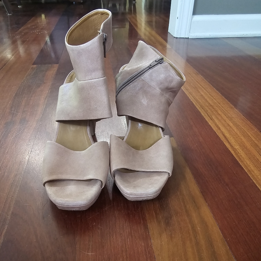 Leather Coclico Tan Women's Shoes Size 39